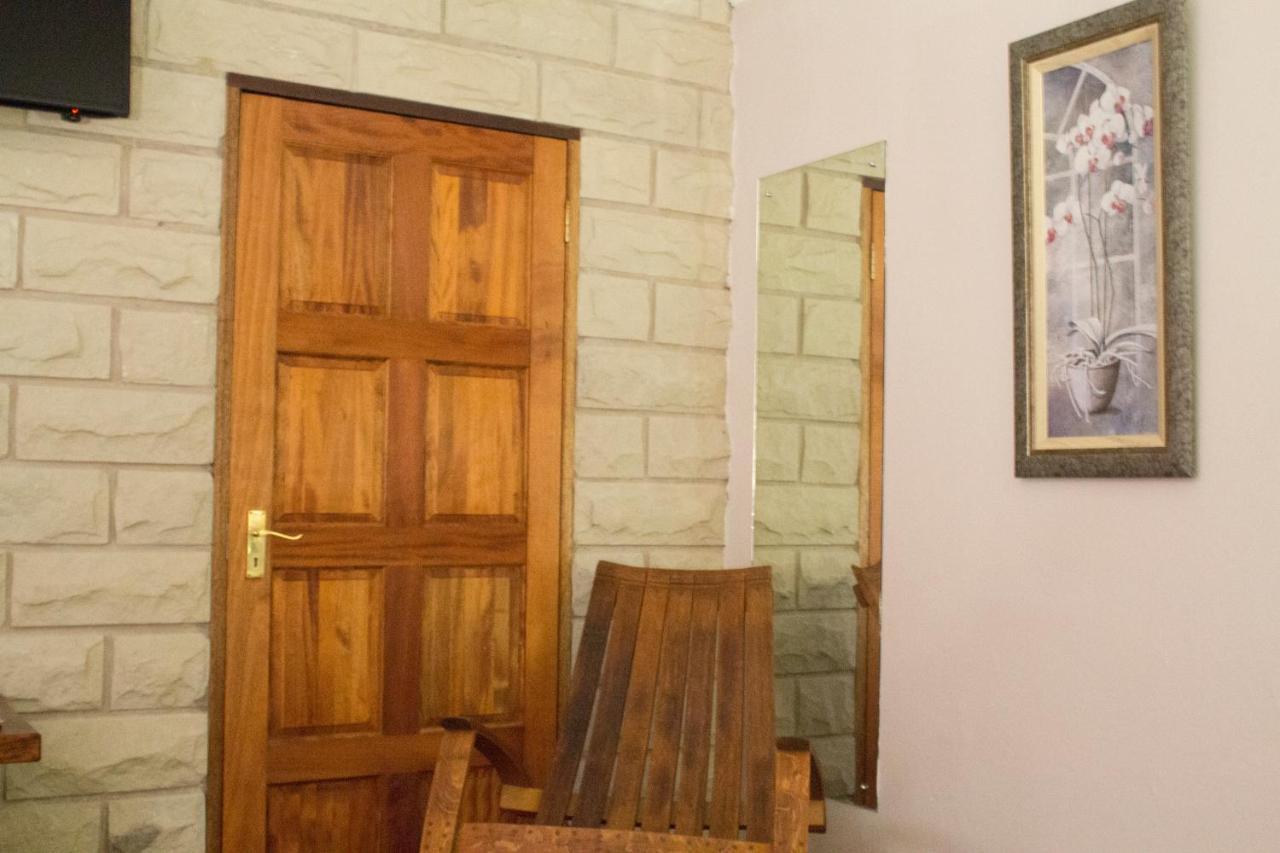 Imperani Guesthouse Ficksburg Εξωτερικό φωτογραφία